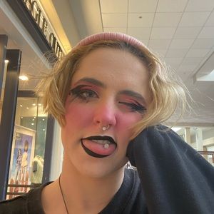 Meet your Posher, Margaret